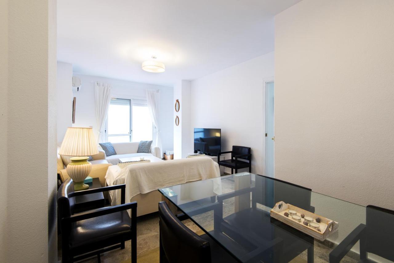 Appartement Center Location & Parking Free With Largeterrace & Bbq Málaga