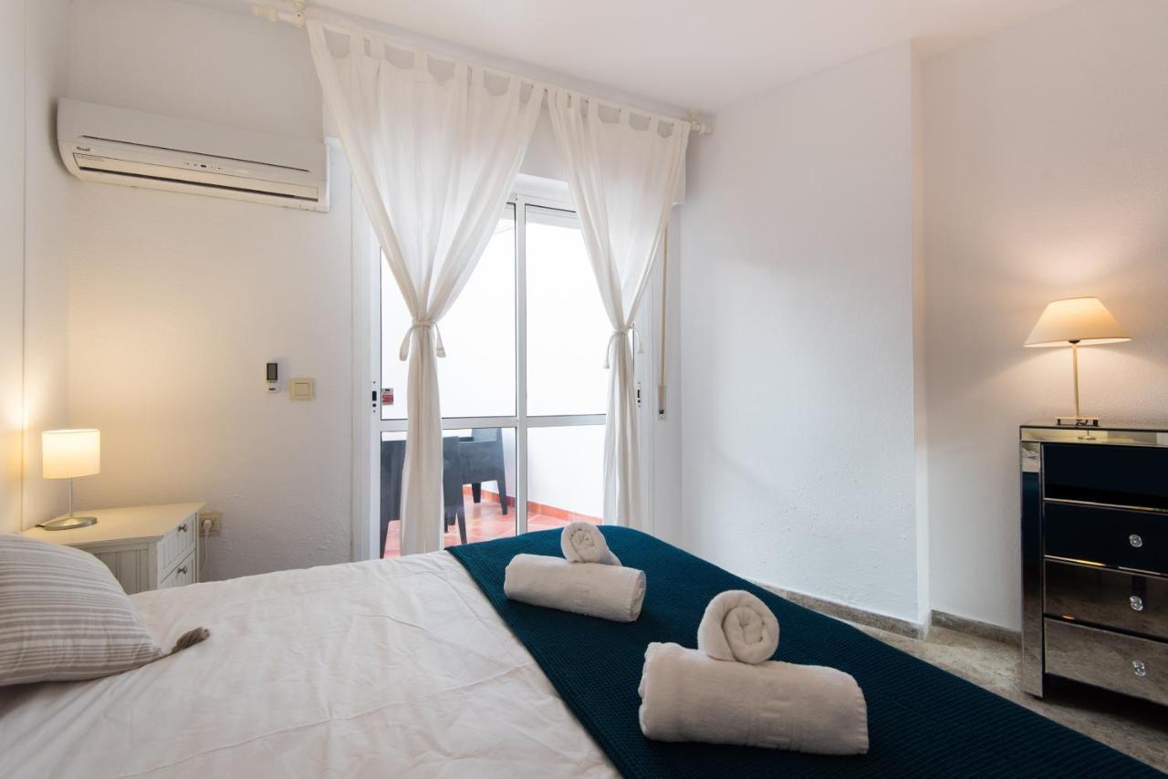 Center Location & Parking Free With Largeterrace & Bbq Appartement *